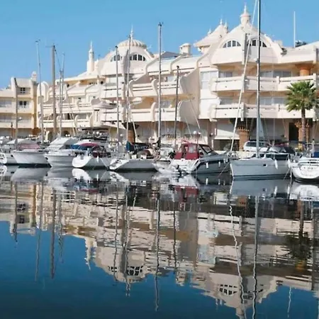Newly Renovated Discover The Truth About Our Beautiful Oceanfront In Recent Renovations And New Management Ensure An Unforgettable Book Now And Experience It For Yourself Accommodatie bij particulieren